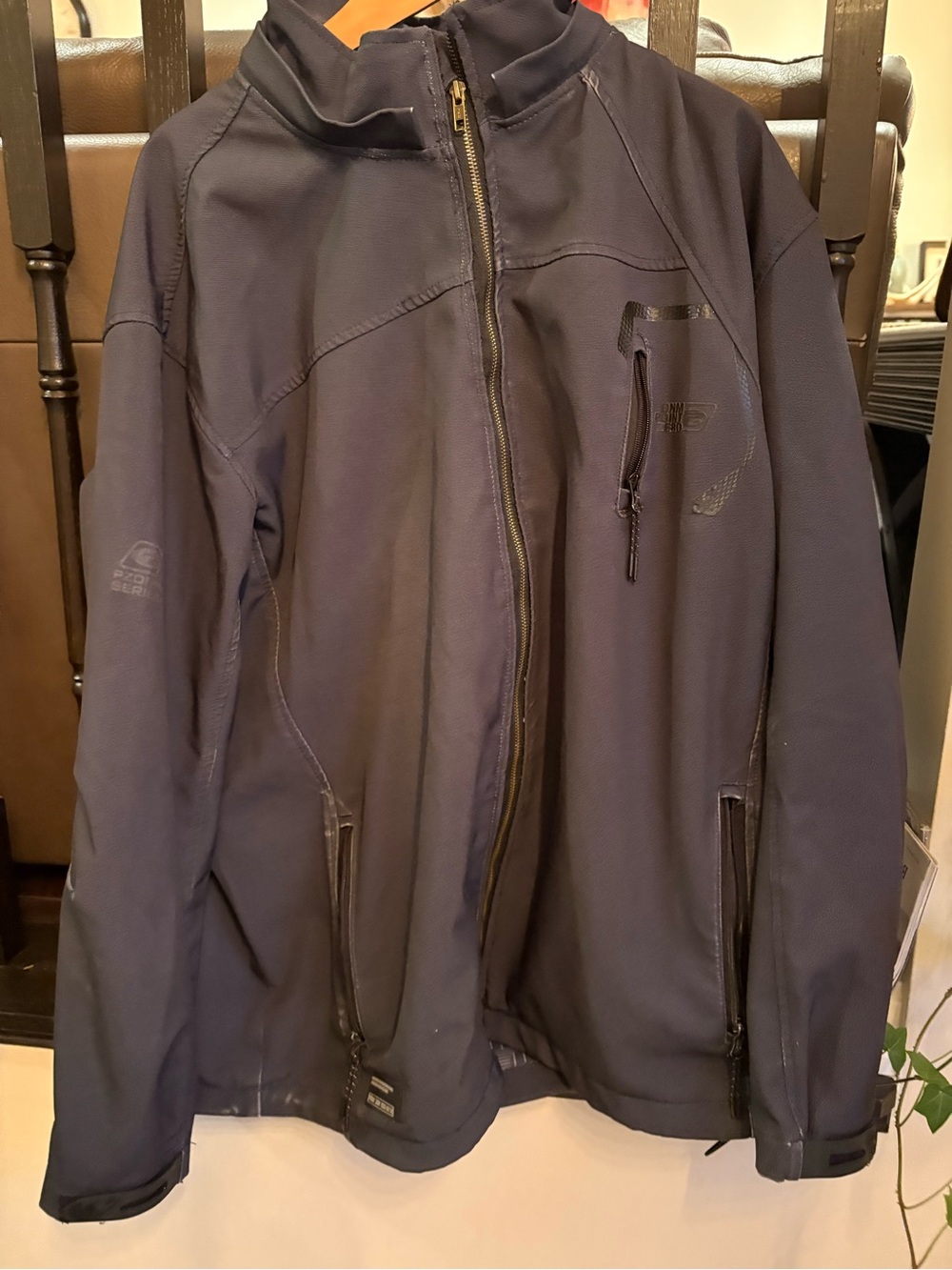Point Zero Men's Navy Performance Softshell Jacket with Zip Pockets